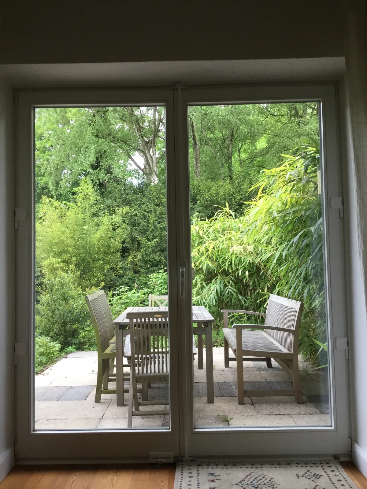 Zweiflügelige Terrassentür mit Fenstersicherung